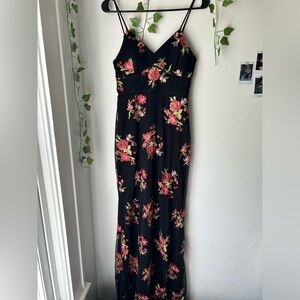 Gianni Bini Black Formal Dress with embroidered Floral Design. Size 5